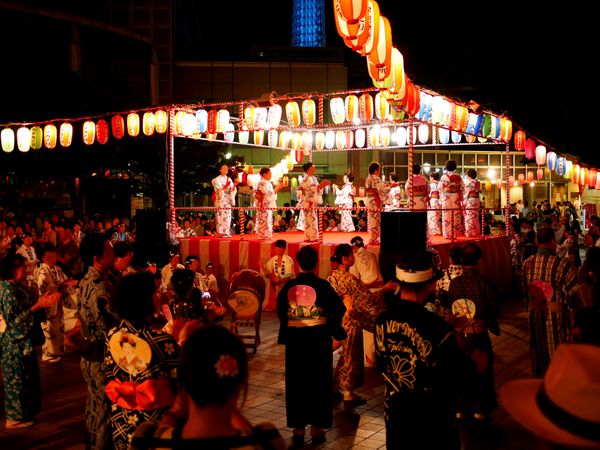 日本夏日大祭典!你聽過日本8月連假「盂蘭盆節」嗎?