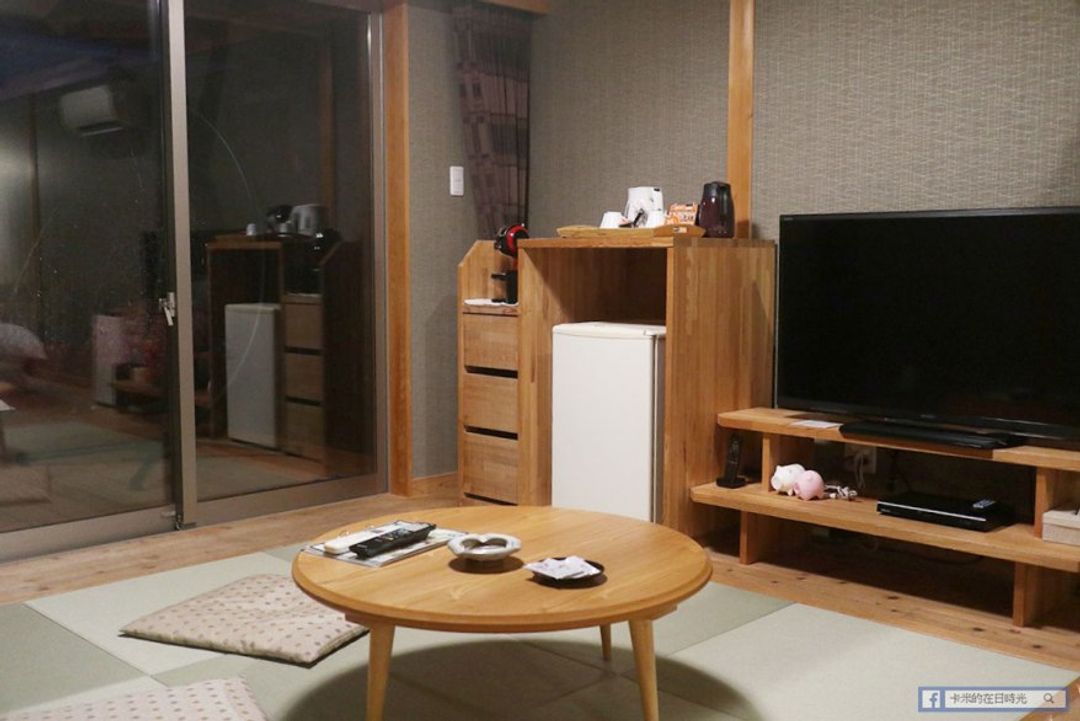 &nbsp; 不鋪 tatami 的話，其實是一個休息空間，當晚就和家人邊看電視邊吃和歌山柑，超正。&nbsp;&nbsp;