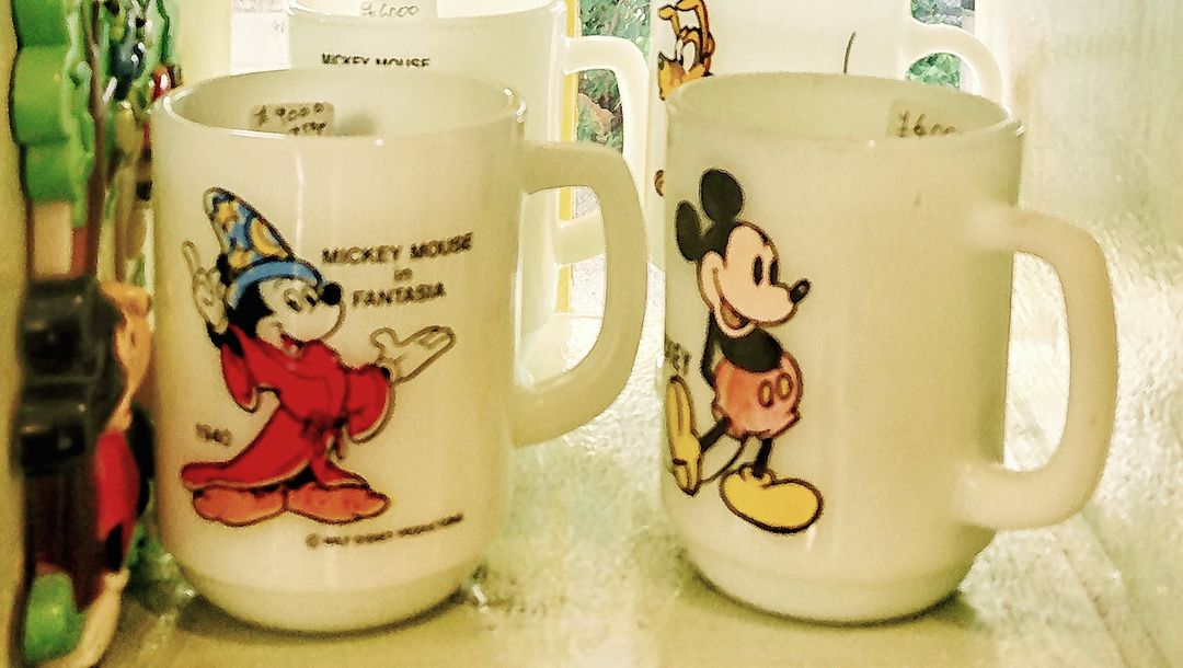 Disney Fantasia(左)&nbsp;Disney Old Mickey(右)