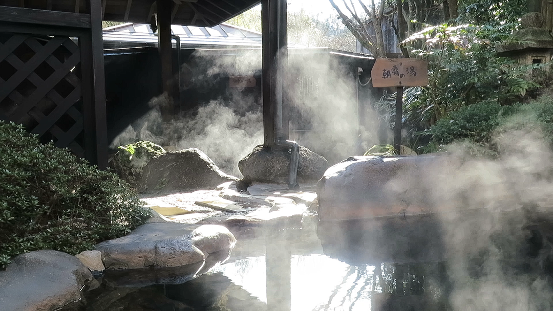 體驗日本深山傳統秘湯的一泊二食九州大分縣九重悠悠亭溫泉飯店許自己一個歲月靜好的假期 日本 九州 旅行酒吧