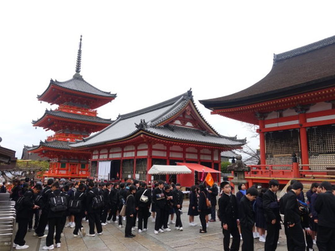 不僅受到國外觀光客喜愛，也是日本國、高中生校外教學的首選