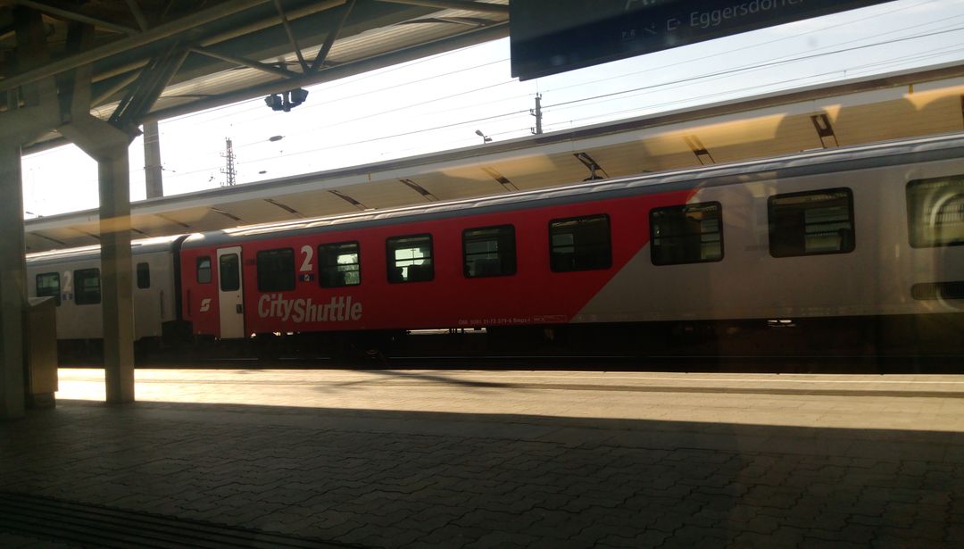 R系列列車（舊款）