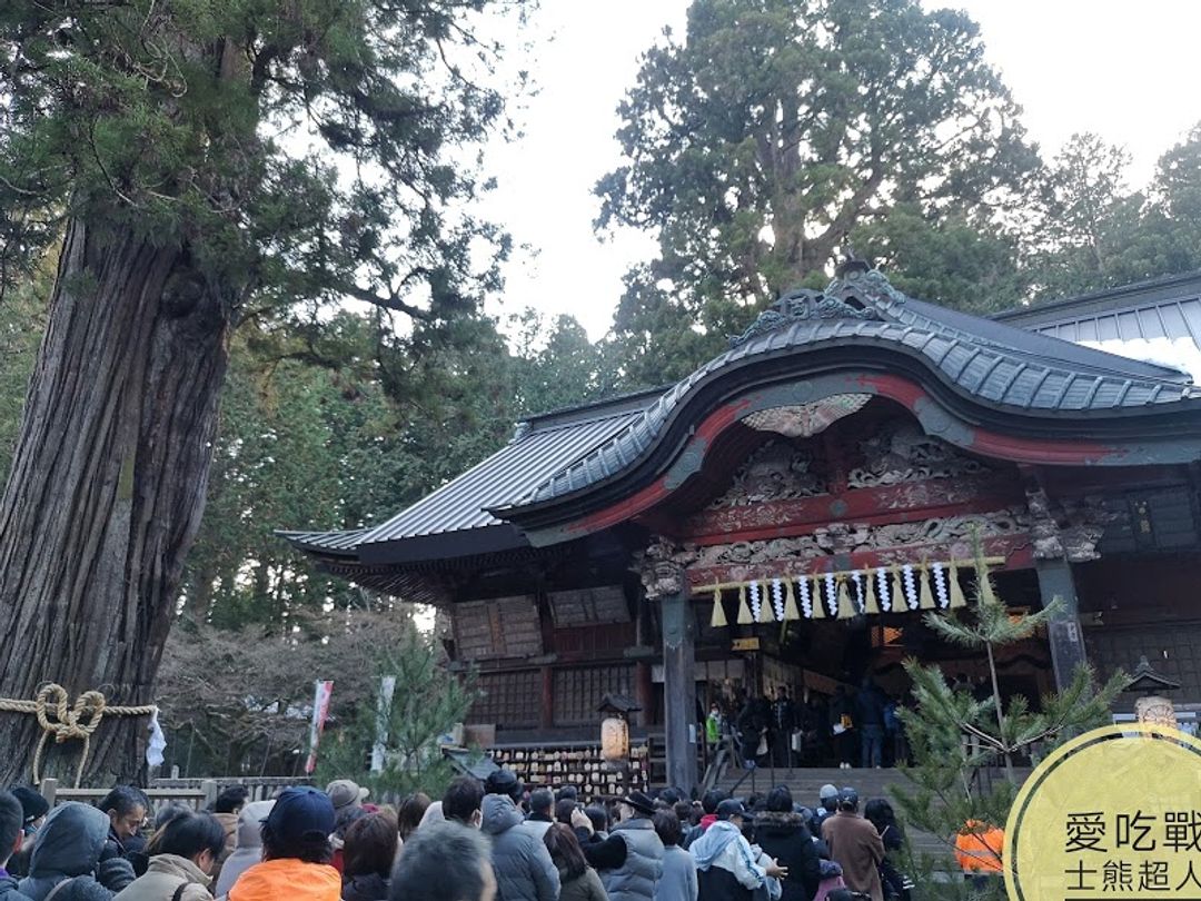 騎著腳踏車與維尼去看富士山的景點們 街道 神社 鳥居中的富士山 愛吃戰士熊超人 2