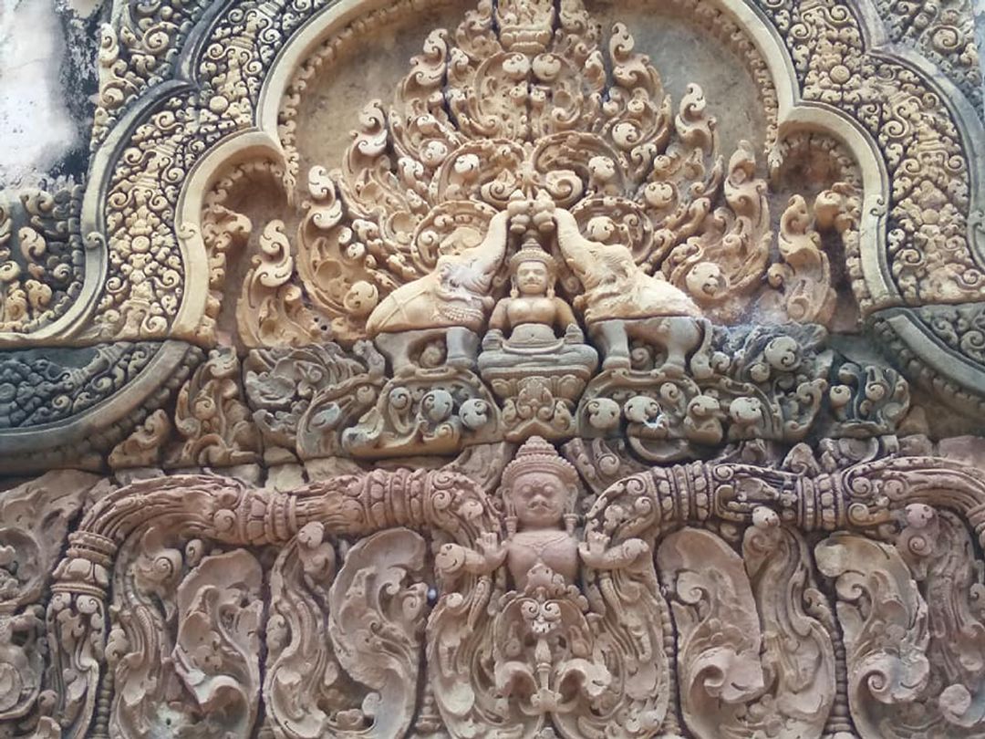 大象內為濕婆另一個老婆，雪山女神Parvati
