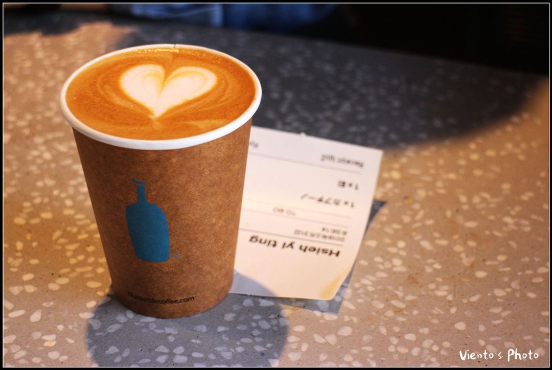 【每一杯義式咖啡都會有美麗的拉花，這也是藍瓶咖啡對於每一位在此工作職人的要求】