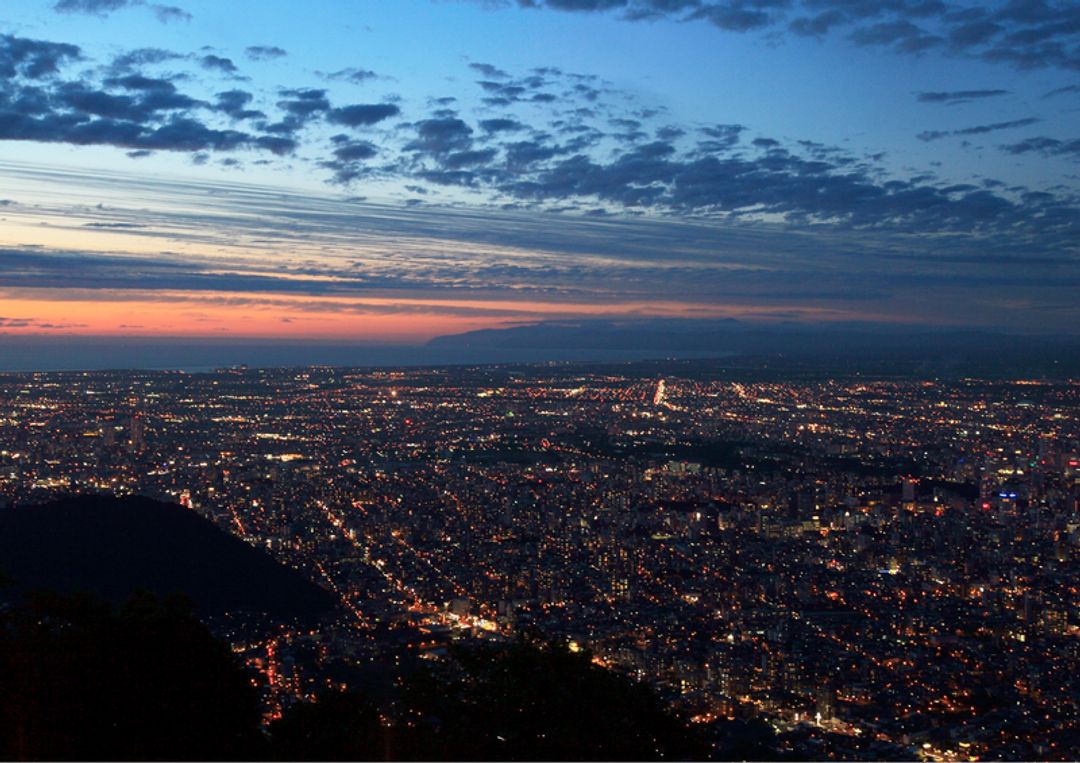 札幌夜景 藻岩山展望台夜景 纜車交通攻略 藻岩山map Code 日本新三大夜景 日本 北海道 旅行酒吧