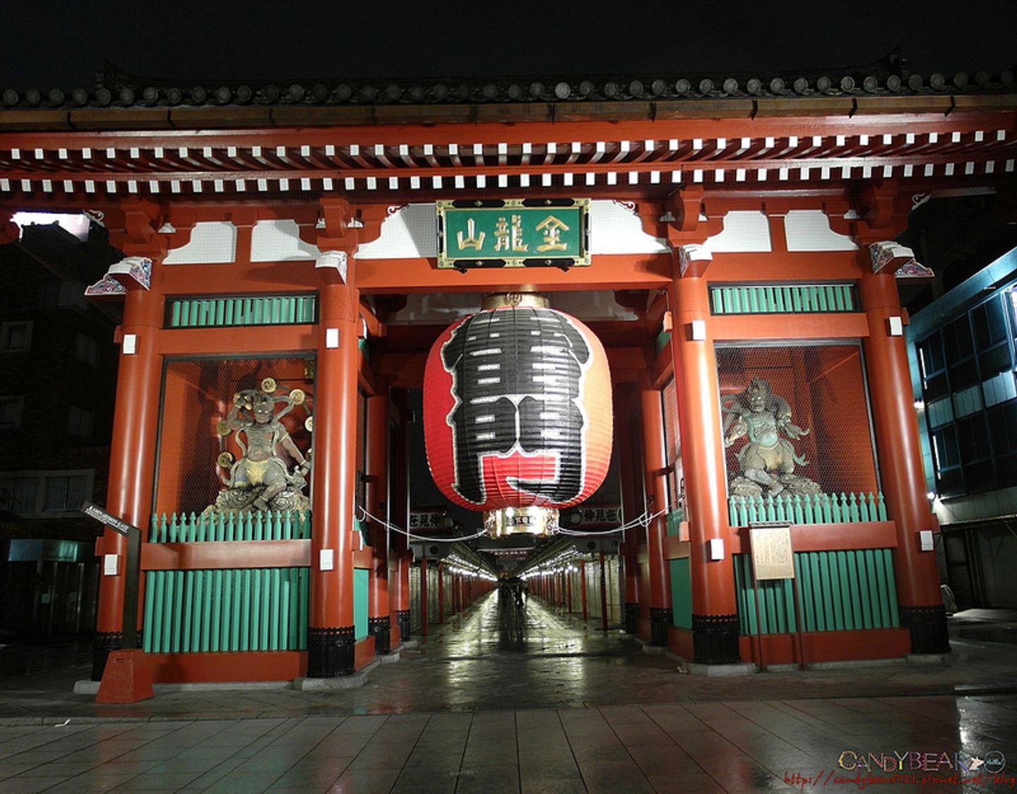 14 東京 二訪東京六天五夜 夜訪淺草寺 你沒見過的雷門 越夜越美麗 日本 東京 關東 旅行酒吧