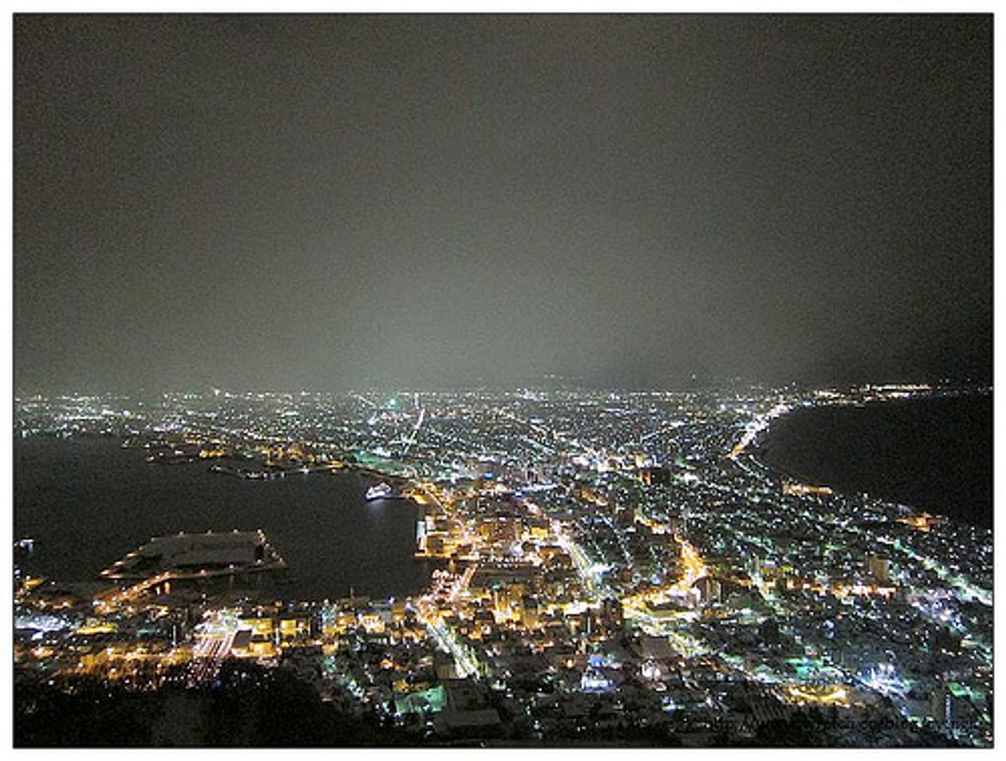 北海道 函館百萬夜景 世界三大夜景之一 日本 北海道 旅行酒吧