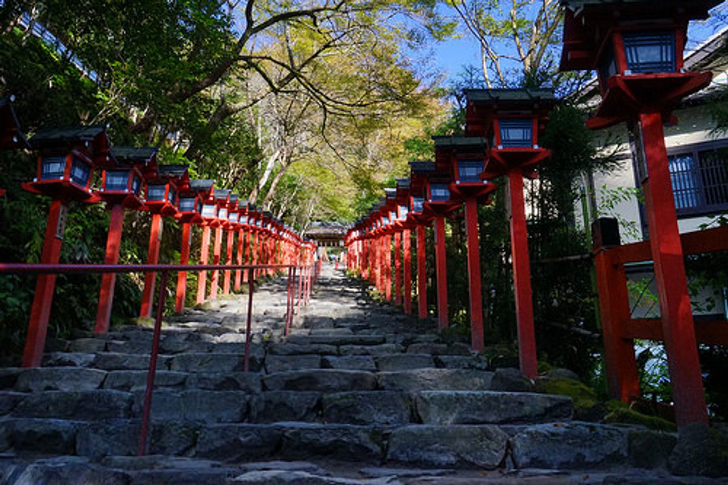 到貴船神社參加日本傳統婚禮 神前結婚式 讓人徹底感受日本的傳統文化 好夢幻 好莊嚴 日本 關西 旅行酒吧