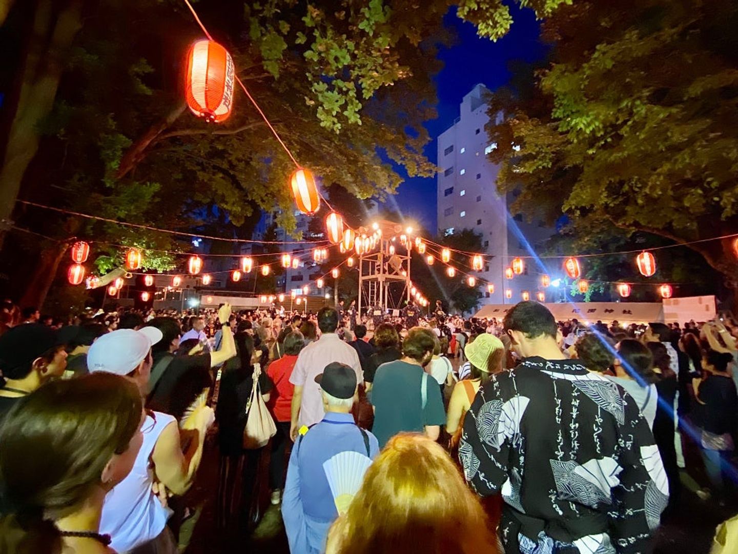 花園神社