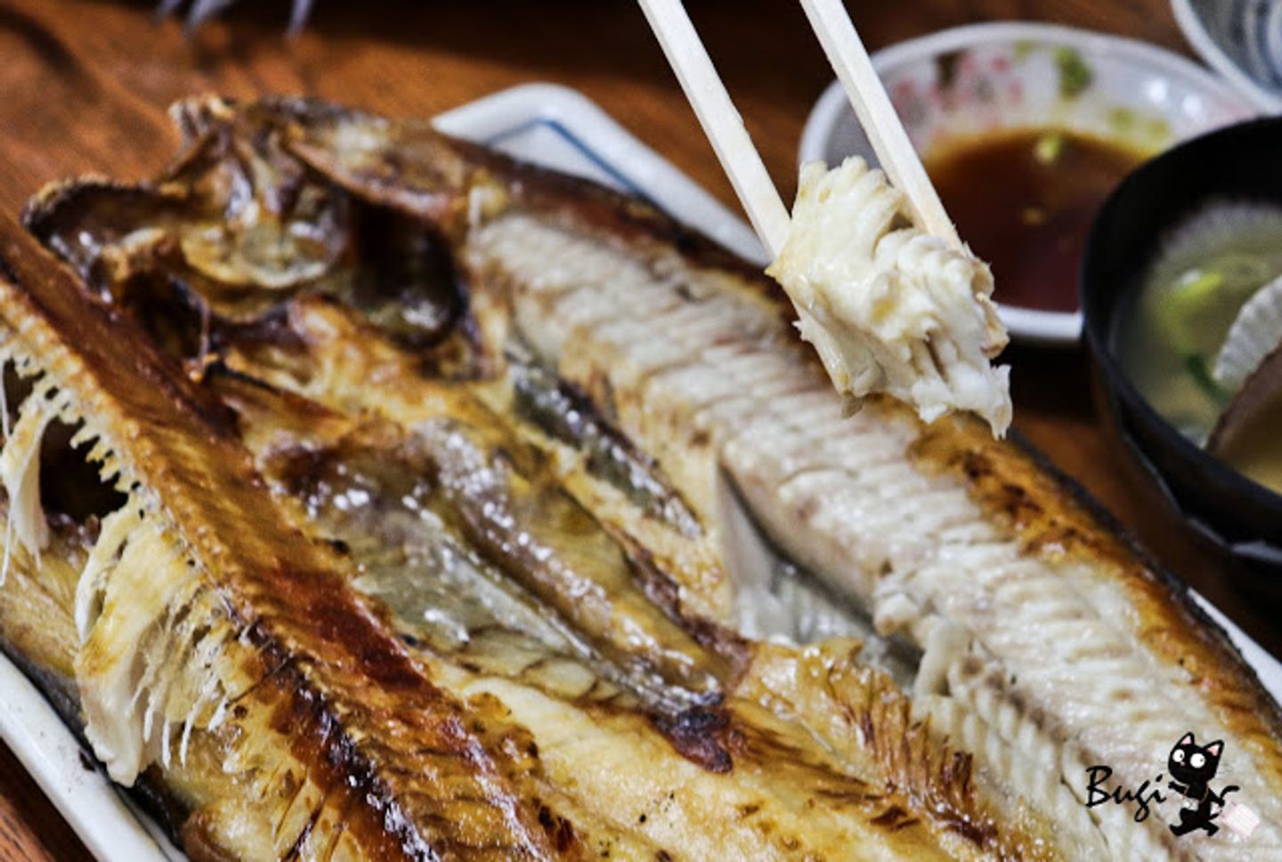 小樽美食 三角市場 武田鮮魚店 豪華海鮮丼鱈場蟹蟹管肥美鮮甜 日本 北海道 旅行酒吧